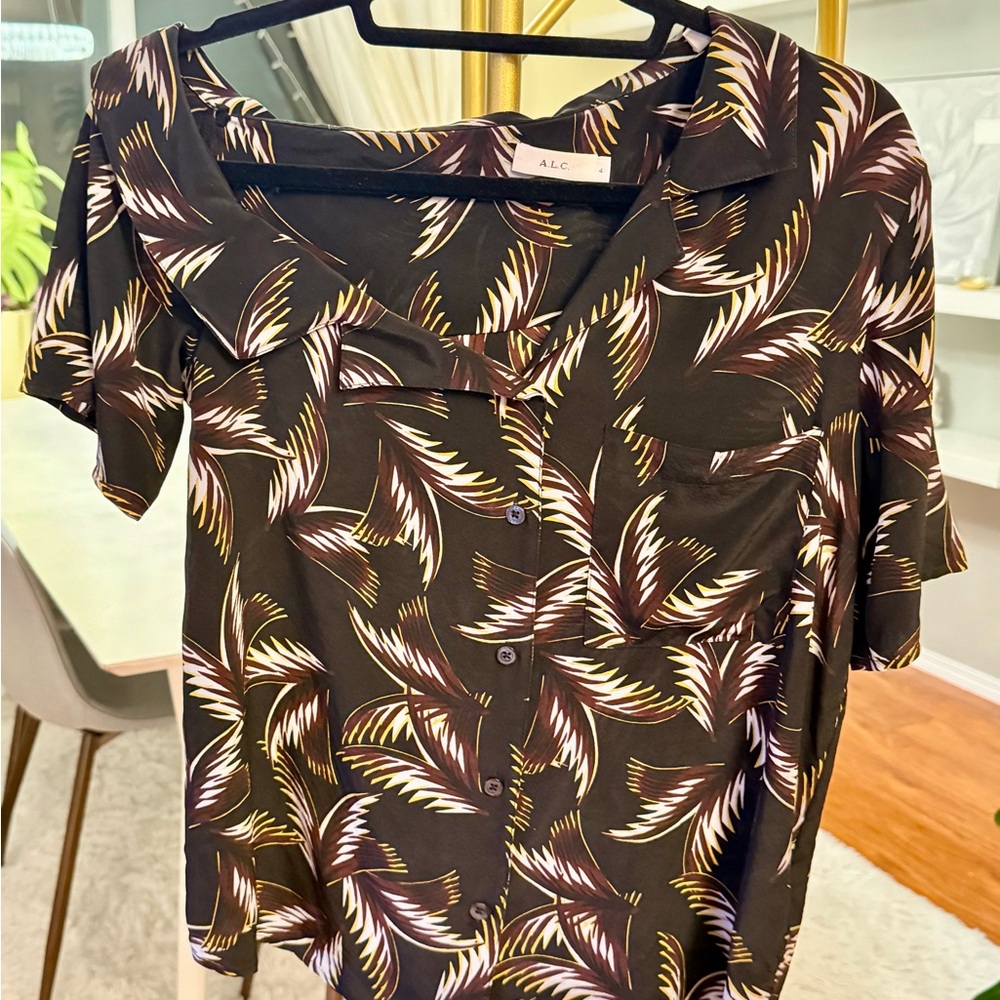 A.L.C. Printed Short-Sleeve Silk Button-Front Top in Black, Brown and Cream
